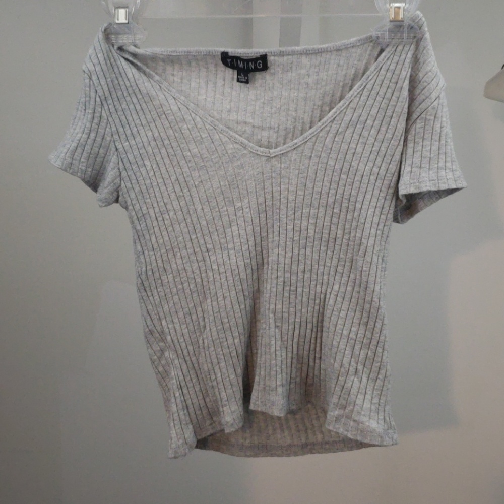 Grey ribbed fitted crop top